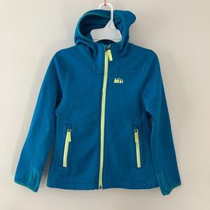 8 Youth REI Softshell Hooded Jacket
